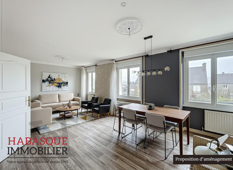 Maison - 99 m² - 5 pièces