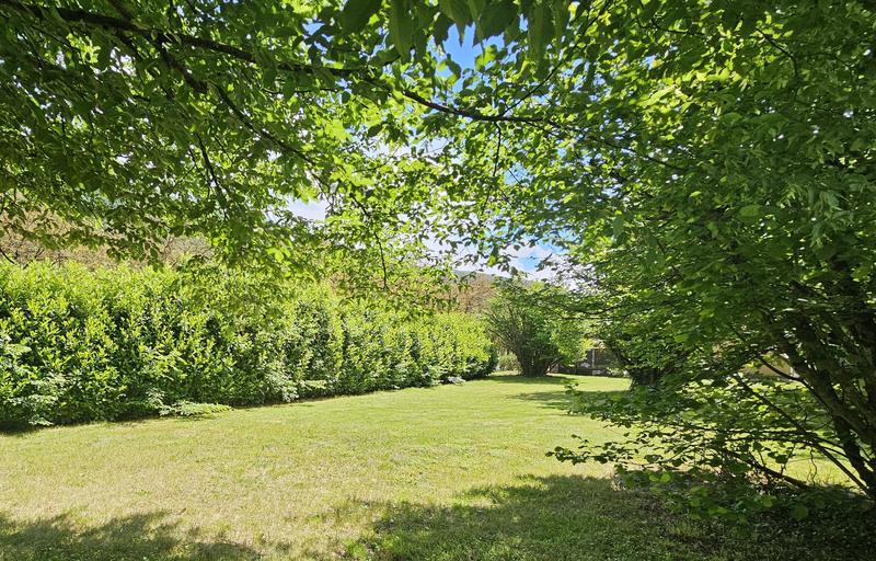 Terrain constructible - 566 m²