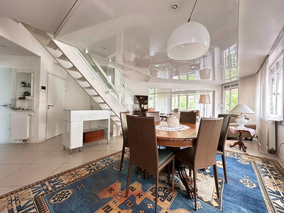 Appartement - 168 m² - 5 pièces