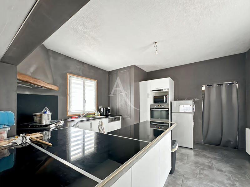 Maison - 147 m² - 5 pièces