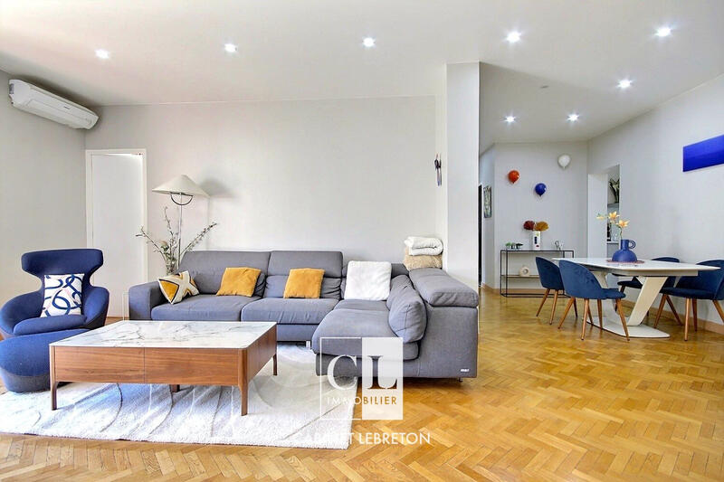 Appartement - 82 m² - 3 pièces