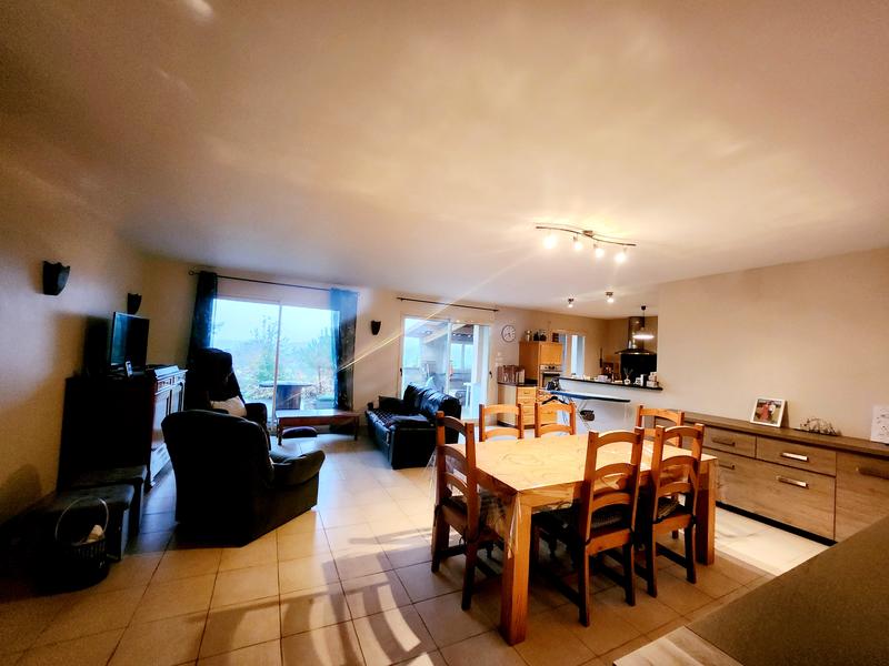 Maison - 123 m² - 6 pièces