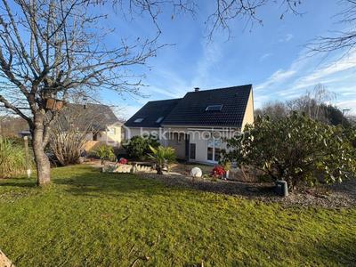 Maison - 110 m² - 6 pièces