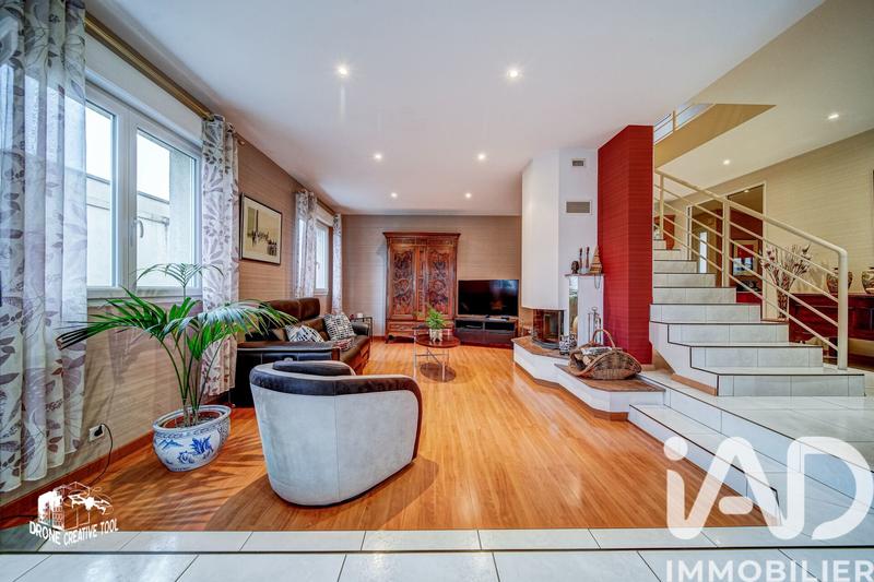 Maison de maîtres - 192 m² - 6 pièces