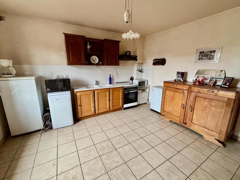 Maison en pierre - 140 m² - 6 pièces