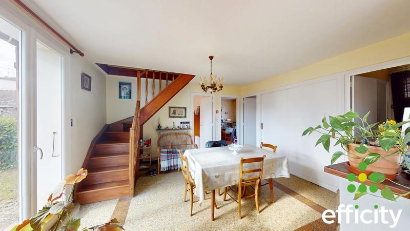 Maison - 104 m² - 5 pièces