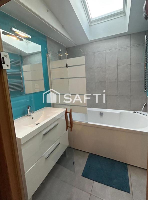 Maison - 112 m² - 7 pièces