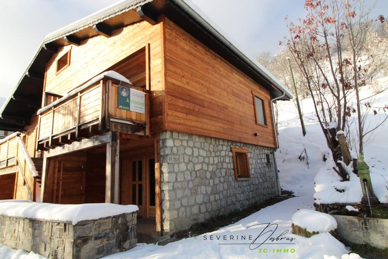 Appartement - 112 m² - 3 pièces