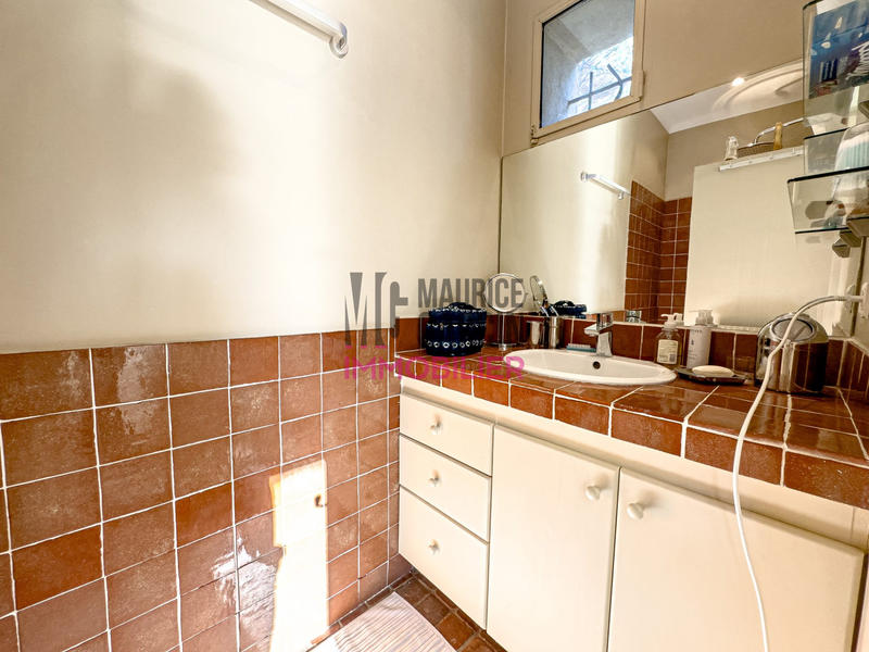 Maison - 186 m² - 5 pièces