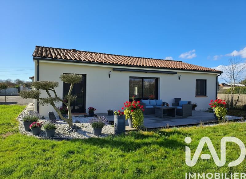 Maison - 94 m² - 4 pièces