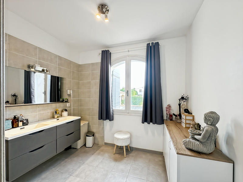 Maison - 175 m² - 7 pièces