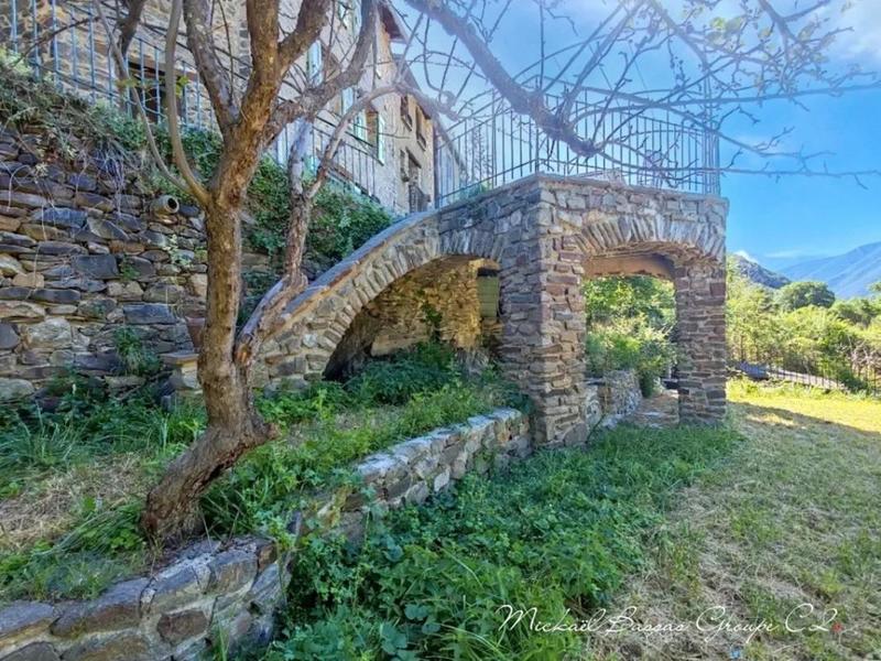 Maison - 102 m² - 4 pièces