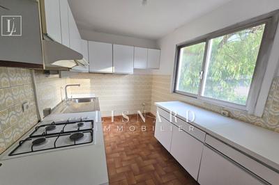 Appartement - 76 m² - 4 pièces