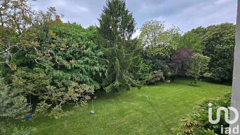 Maison - 223 m² - 6 pièces