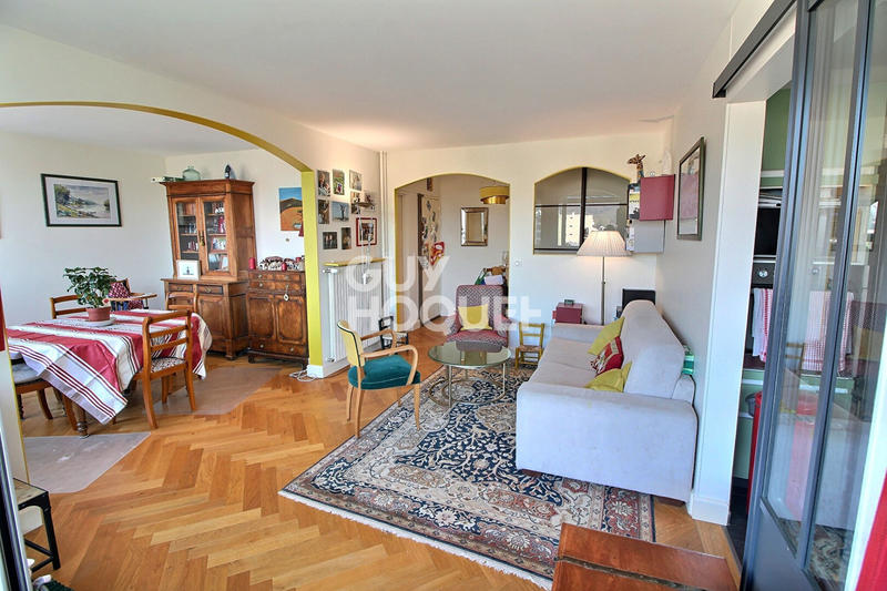 Appartement - 85 m² - 5 pièces