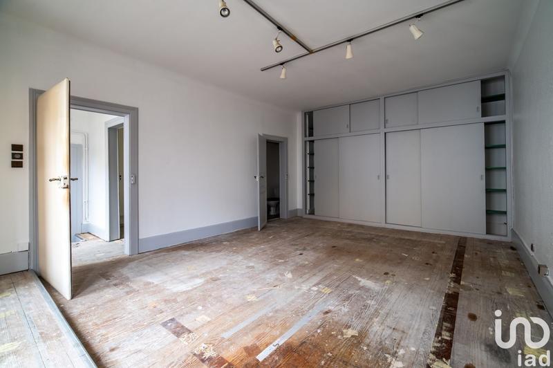 Local commercial - 158 m² - 7 pièces