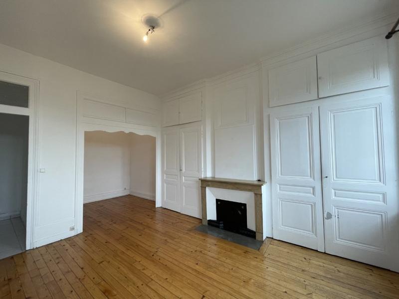 Studio - 45 m² - 1 pièce