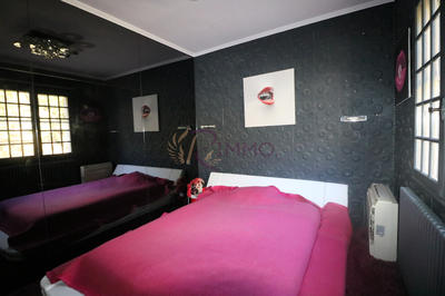 Villa - 160 m² - 6 pièces