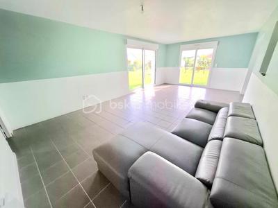 Maison - 140 m² - 6 pièces