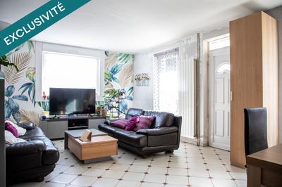 Maison - 96 m² - 4 pièces