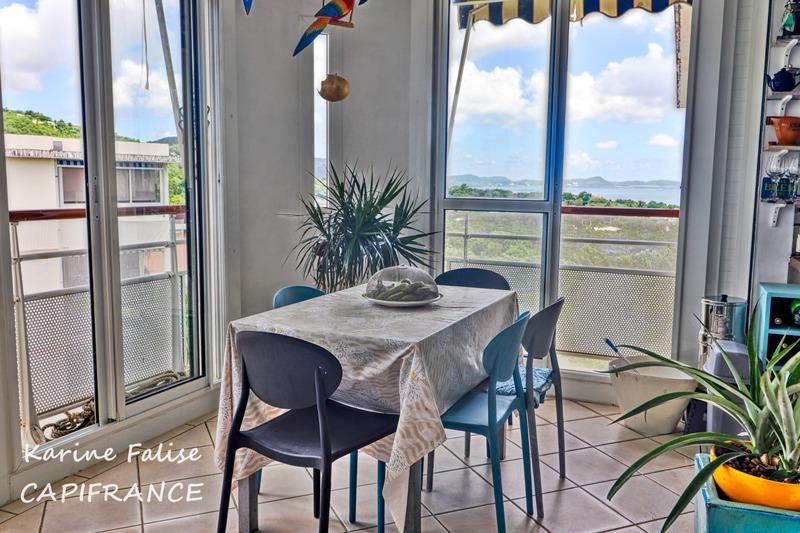 Appartement - 72 m² - 3 pièces