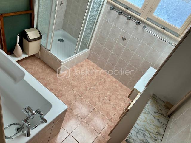 Maison - 141 m² - 6 pièces