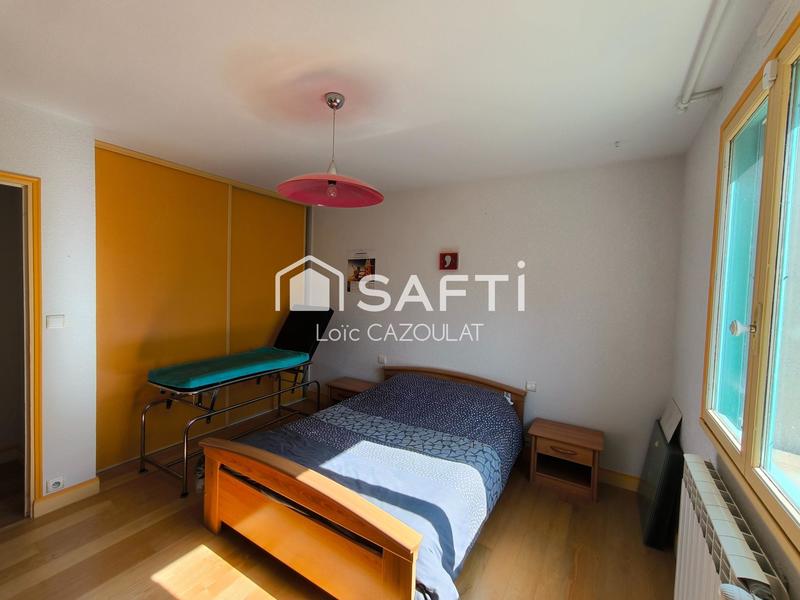 Maison - 236 m² - 10 pièces