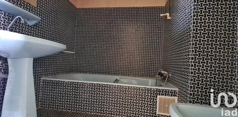 Maison - 408 m² - 20 pièces