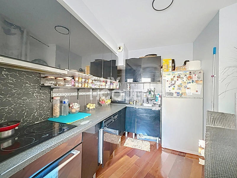 Appartement - 77 m² - 4 pièces