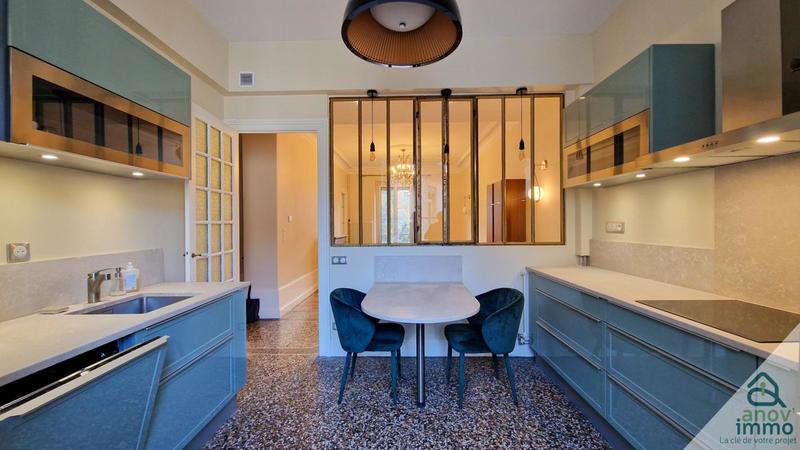 Appartement - 84 m² - 3 pièces