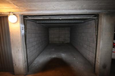 Parking / Garage - 13 m²