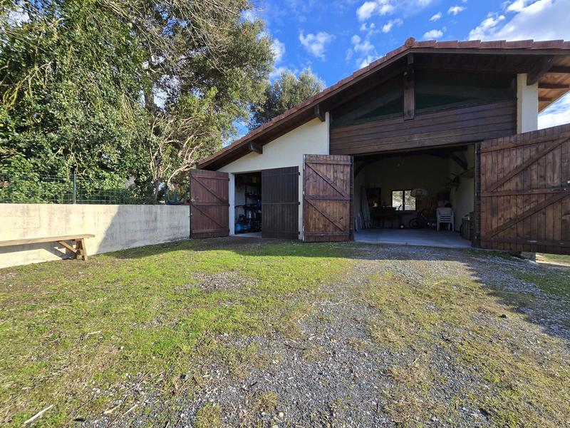 Maison - 135 m² - 6 pièces