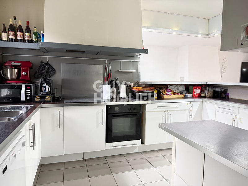 Maison - 117 m² - 6 pièces