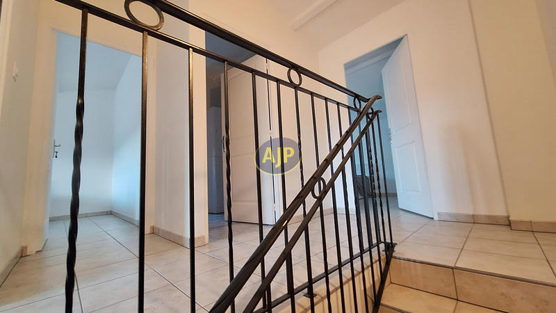 Maison - 89 m² - 4 pièces