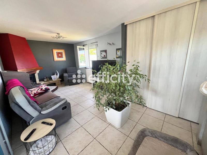 Maison - 182 m² - 7 pièces