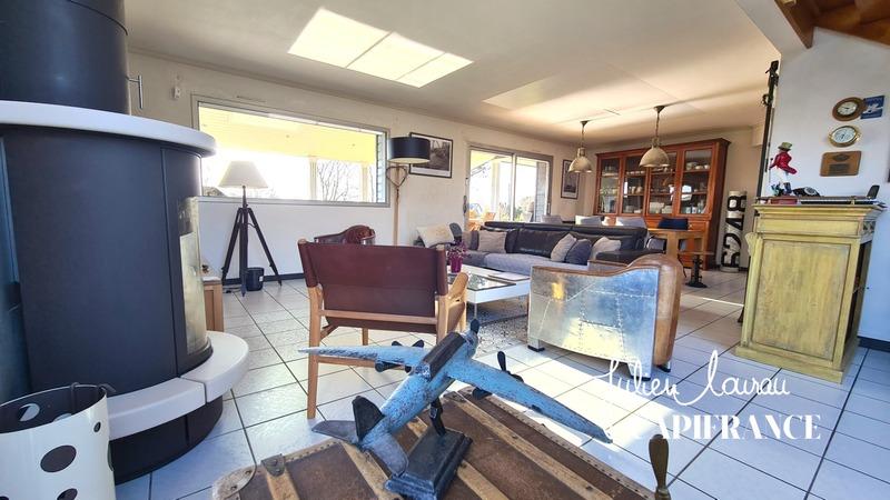 Maison - 160 m² - 6 pièces