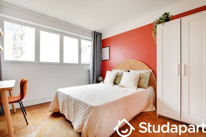 Chambre - 11 m² - 1 pièce