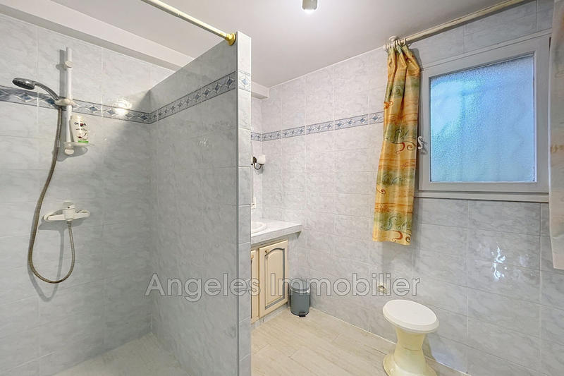 Villa - 189 m² - 6 pièces