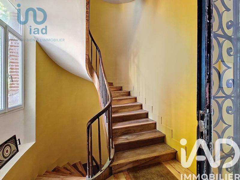 Maison - 280 m² - 8 pièces