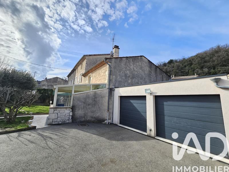 Maison - 167 m² - 6 pièces