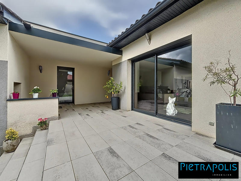 Maison - 140 m² - 5 pièces