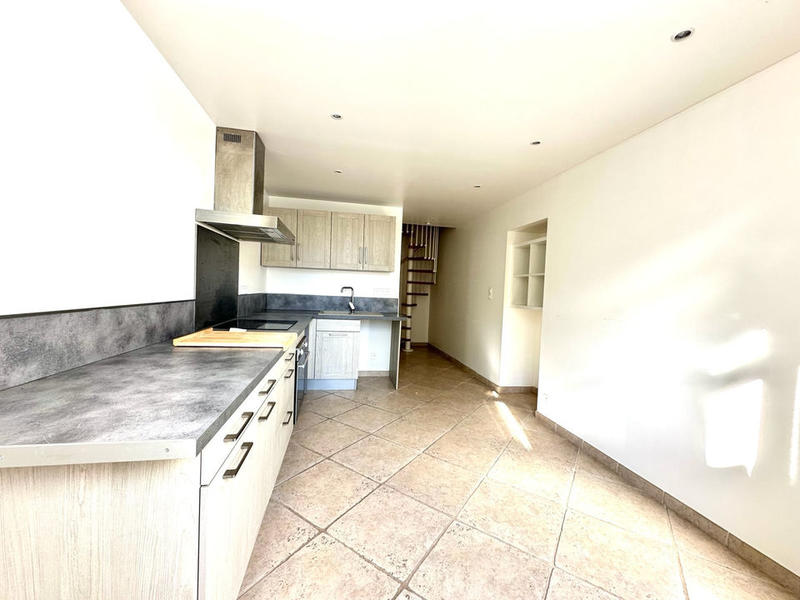 Appartement - 153 m² - 5 pièces