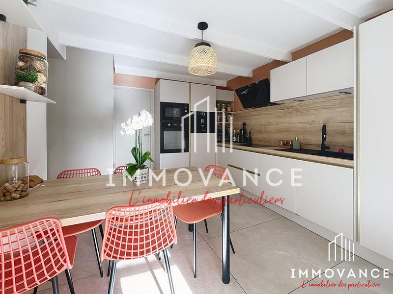 Maison traditionnelle - 105 m² - 5 pièces