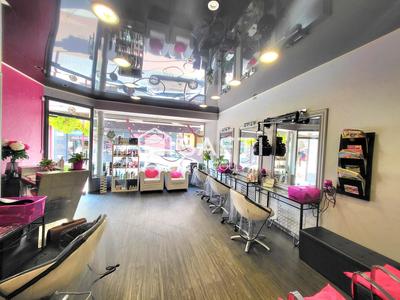 Local commercial - 40 m² - 2 pièces