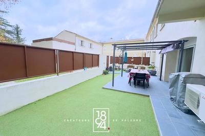 Appartement - 95 m² - 4 pièces