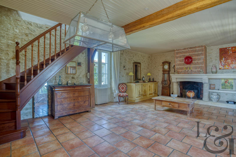 Maison - 148 m² - 5 pièces