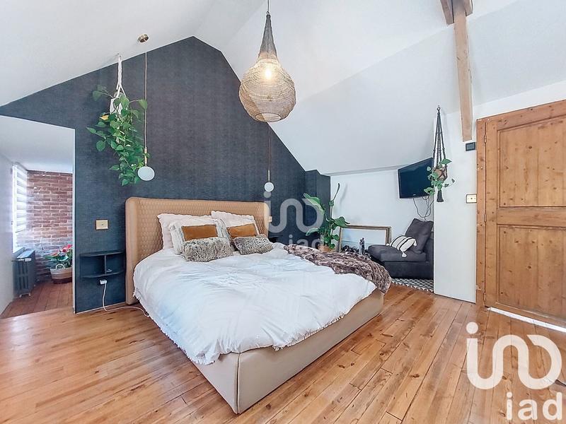 Maison - 252 m² - 9 pièces