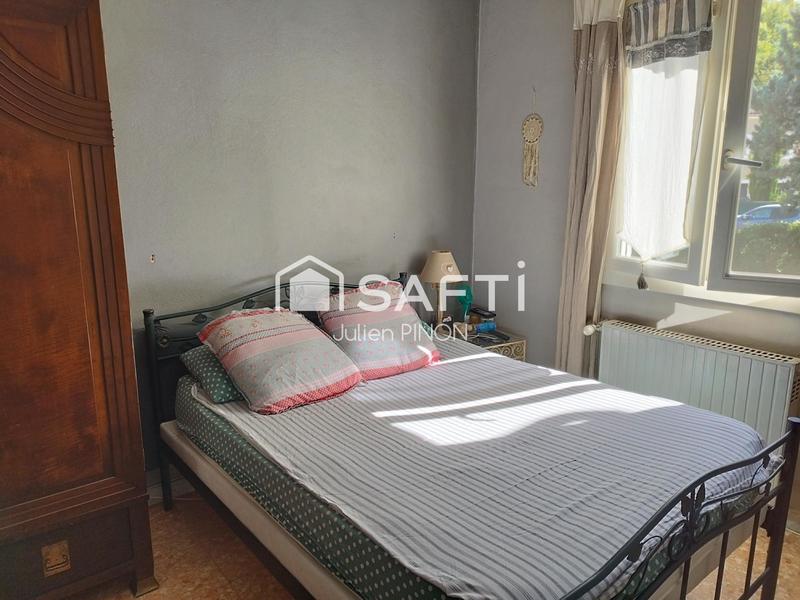 Maison - 180 m² - 8 pièces