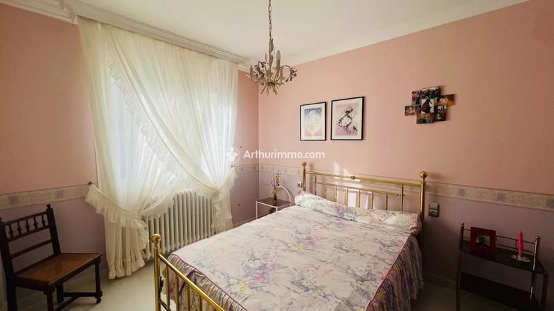 Maison - 137 m² - 6 pièces