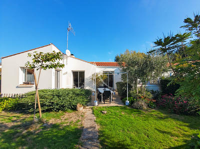 Maison - 95 m² - 4 pièces